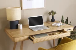 Lampe à poser en céramique noire mat et abat-jour en raphia naturel H40 cm TIGA
