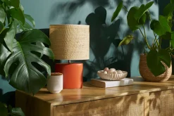 Lampe à poser en céramique terracotta mat et abat-jour en raphia naturel H40 cm TIGA