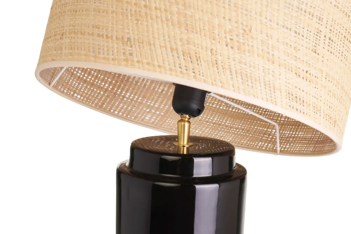 Lampe à poser noire en céramique et abat-jour en rabane H64 cm MAJES