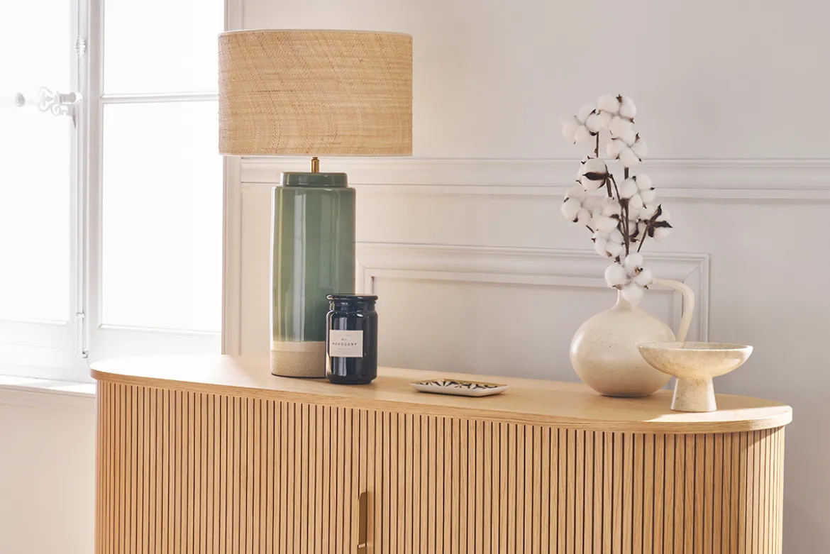 Lampe à poser verte en céramique et abat-jour en rabane H64 cm MAJES