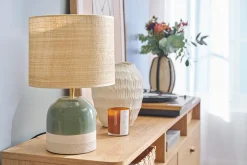 Lampe à poser verte en céramique et abat-jour en rabane H35 cm PIEGA