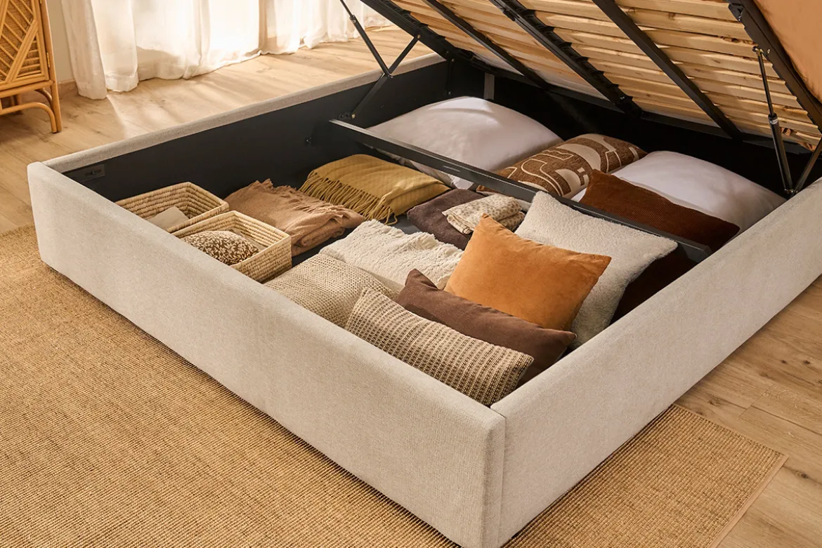 Lit coffre 2 places 160x200 cm en tissu beige OREN