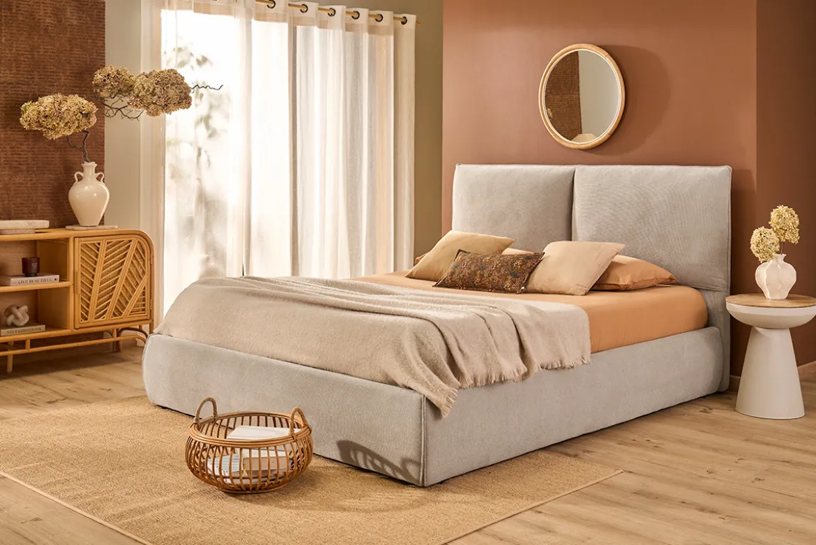 Lit coffre 2 places 160x200 cm en tissu chenille beige VIGO