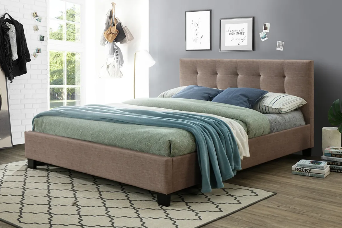 Lit 2 places 160x200 cm en tissu camel capitonné MARQUISE