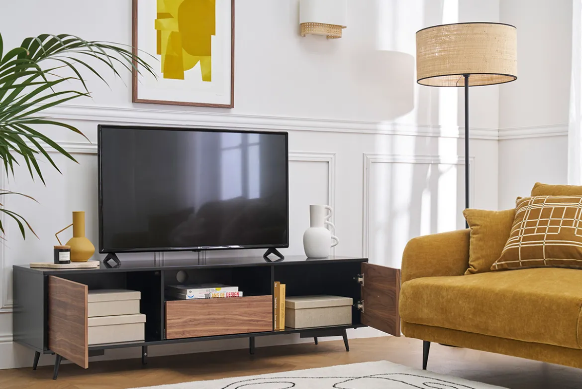 Meuble TV bois foncé noyer, noir mat et métal noir 2 portes 1 tiroir L160 cm MERMOZ
