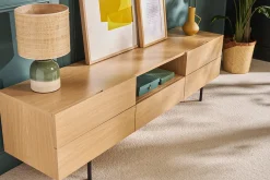 Meuble TV design avec rangements finition bois clair chêne et métal noir L180 cm ALASKA