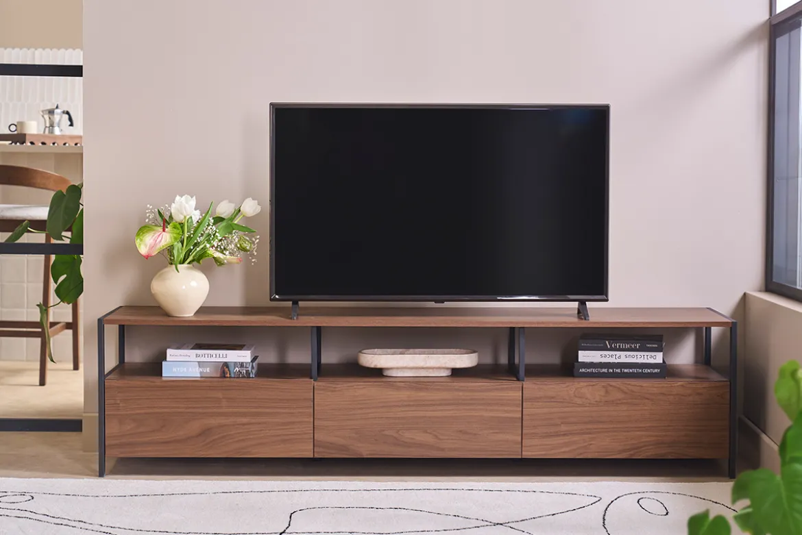 Meuble TV finition bois foncé noyer et métal noir L180 cm MAXENCE