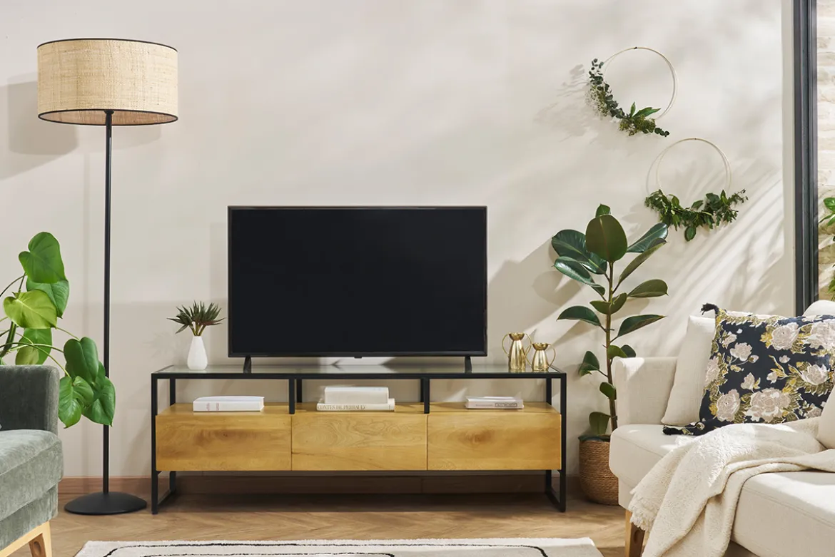 Meuble TV rectangulaire avec rangements en bois manguier massif, verre et métal noir L150 cm DIYA