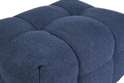 Pouf repose-pieds design en tissu effet velours texturé bleu foncé CORTO