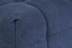 Pouf repose-pieds design en tissu effet velours texturé bleu foncé CORTO