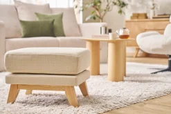 Pouf repose-pieds déhoussable scandinave en tissu beige et bois clair OSLO