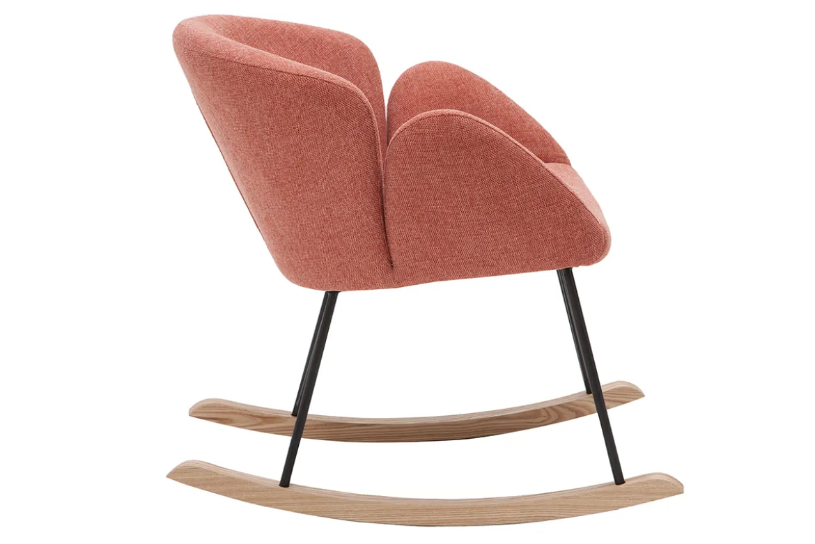 Rocking chair en tissu effet velours texturé terracotta, métal noir et bois clair RHAPSODY