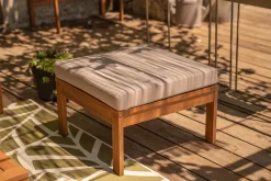 Salon de jardin 3-4 places en bois massif, 2 sets de housse (taupe ou écru) et accoudoirs tressés ALOHA
