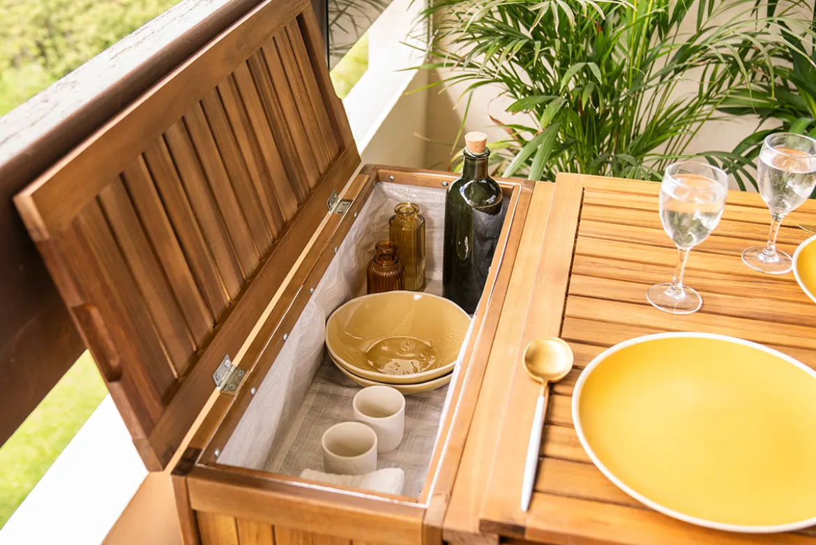 Set de 2 chaises pliantes et 1 table de balcon rabattable avec rangement en bois massif PRADO