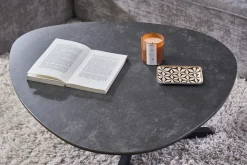 Table basse design en céramique noire et métal L84 cm LEWA