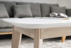 Table basse rectangulaire scandinave blanc et bois clair massif L105 cm LEENA
