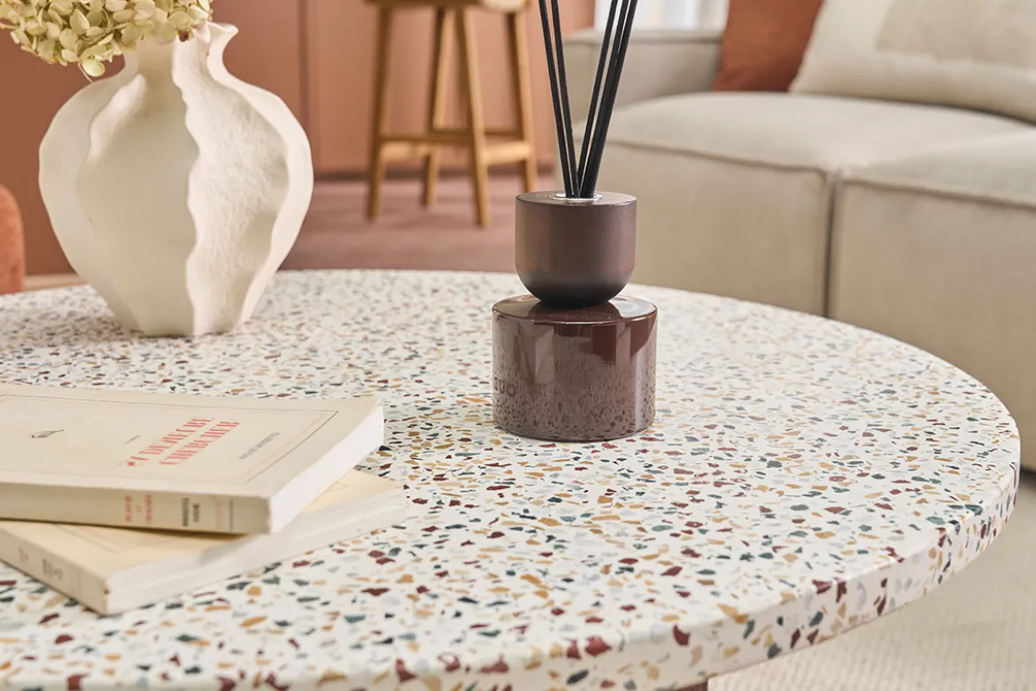 Table basse ronde en terrazzo et bois foncé manguier massif D79.5 cm NESSA
