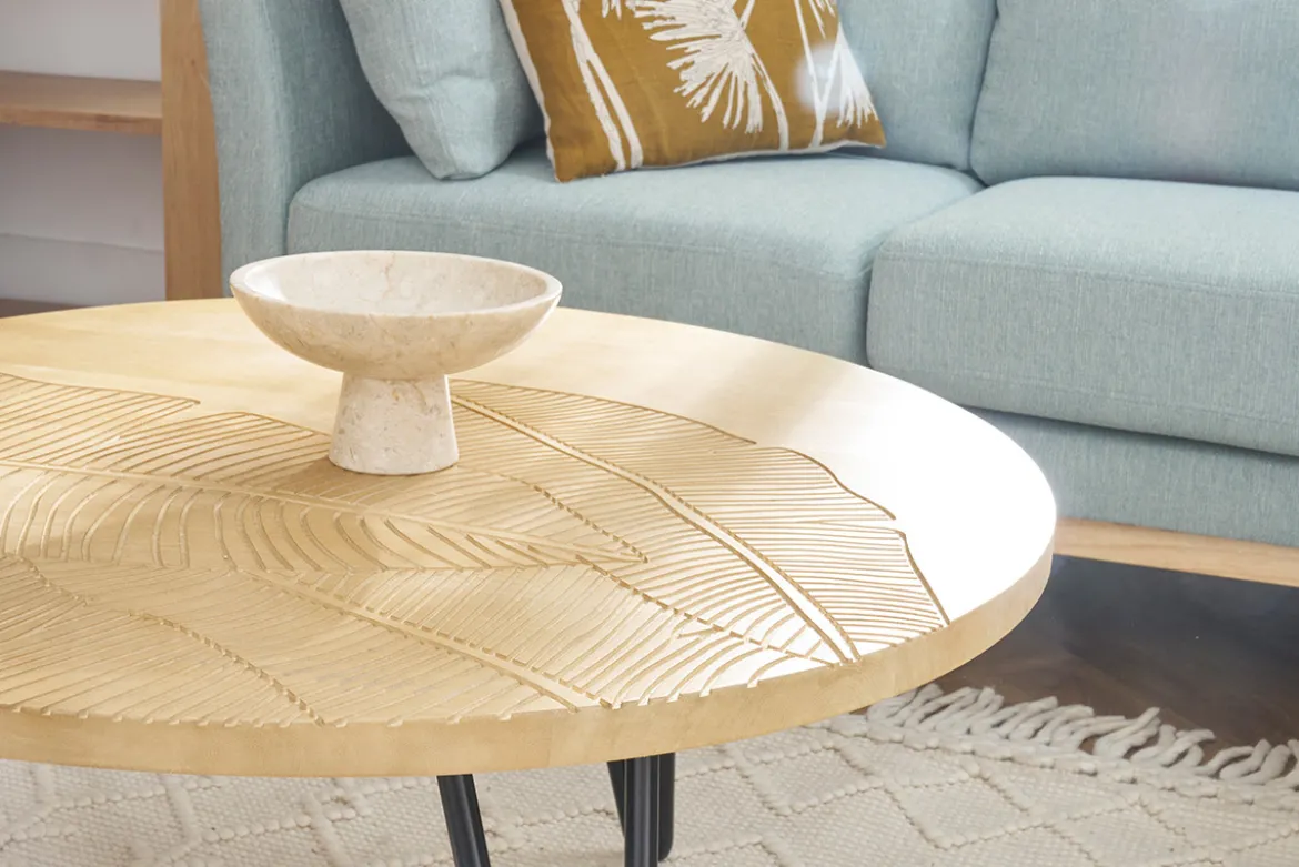 Table basse ronde gravée bois manguier massif et métal noir D80 cm VIBES