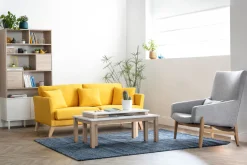 Table basse scandinave avec banc intégré blanc et bois clair L110 cm CYBEL