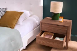 Table de chevet avec rangements 2 tiroirs bois foncé noyer BENJA
