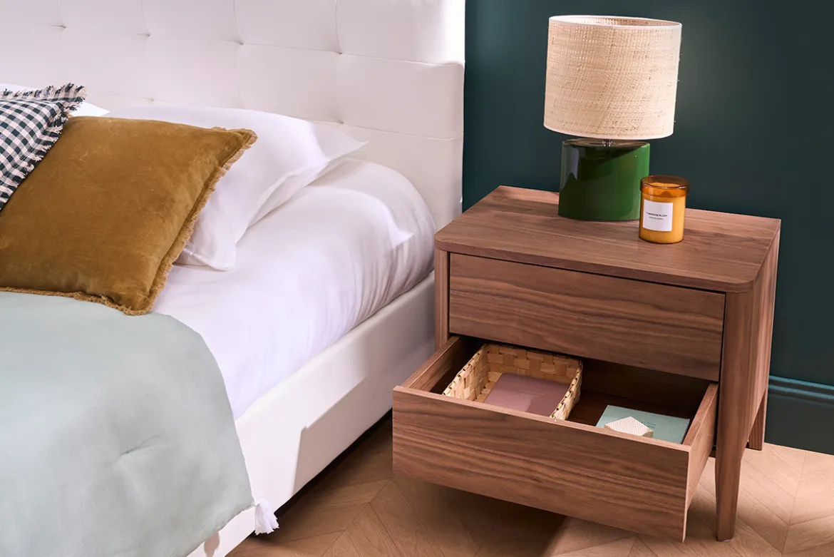 Table de chevet avec rangements 2 tiroirs bois foncé noyer BENJA