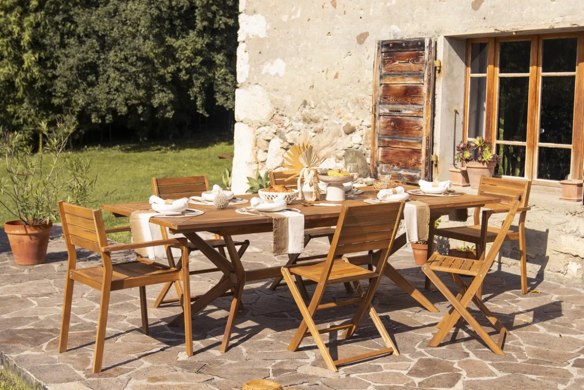 Table de jardin extensible rallonges intégrées en bois massif L180-240 cm SANTO