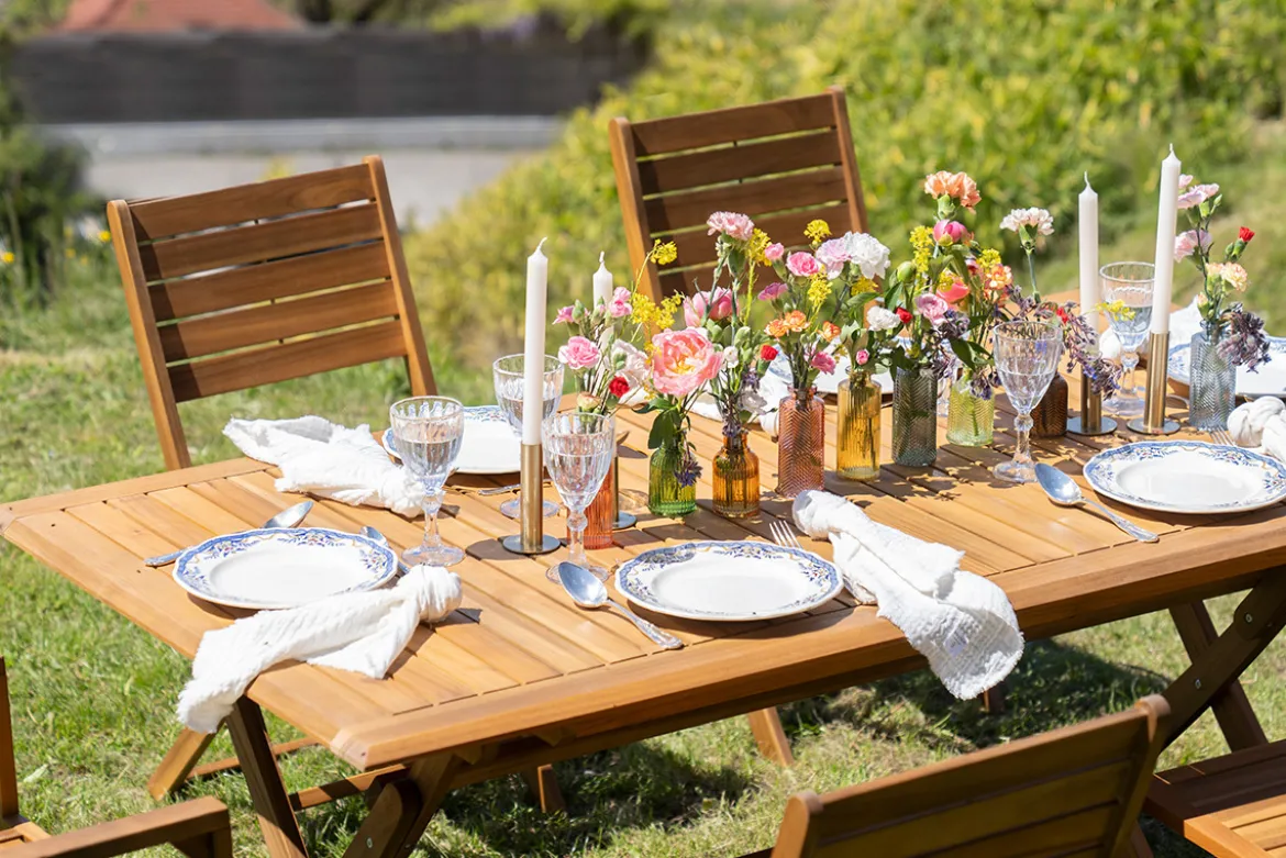 Table de jardin pliante rectangulaire en bois massif L170 cm SANTIAGO