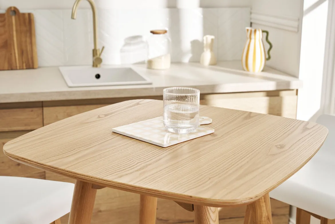 Table haute carrée frêne scandinave L60 cm BALTIK