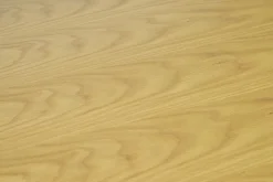 Table à manger carrée scandinave bois clair chêne L140 cm LEENA