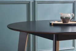 Table à manger design extensible ronde noire L120-150 cm LEENA