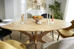 Table à manger design ovale chêne L160 cm DIELLI