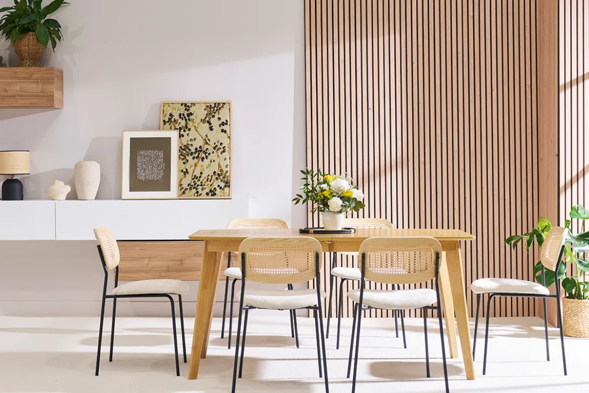 Table à manger extensible scandinave en bois clair L150-200 LEENA