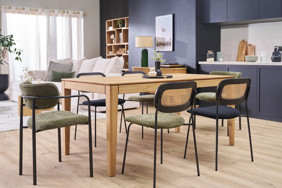 Table à manger rectangulaire extensible rallonge intégrée en bois clair chêne massif L160-245 cm NELYA