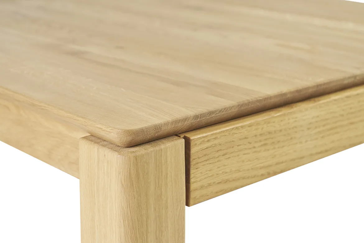 Table à manger rectangulaire extensible rallonge intégrée en bois clair chêne massif L160-245 cm NELYA