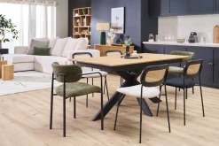 Table à manger rectangulaire extensible rallonge intégrée en bois clair chêne massif L160-245 cm AGATA