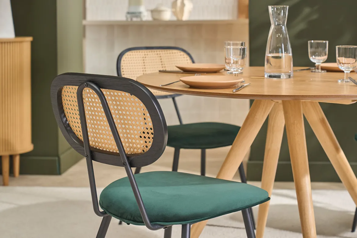 Table à manger ronde design en bois clair frêne D106 cm WALFORD