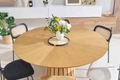 Table à manger ronde en bois clair chêne D137 cm DITA