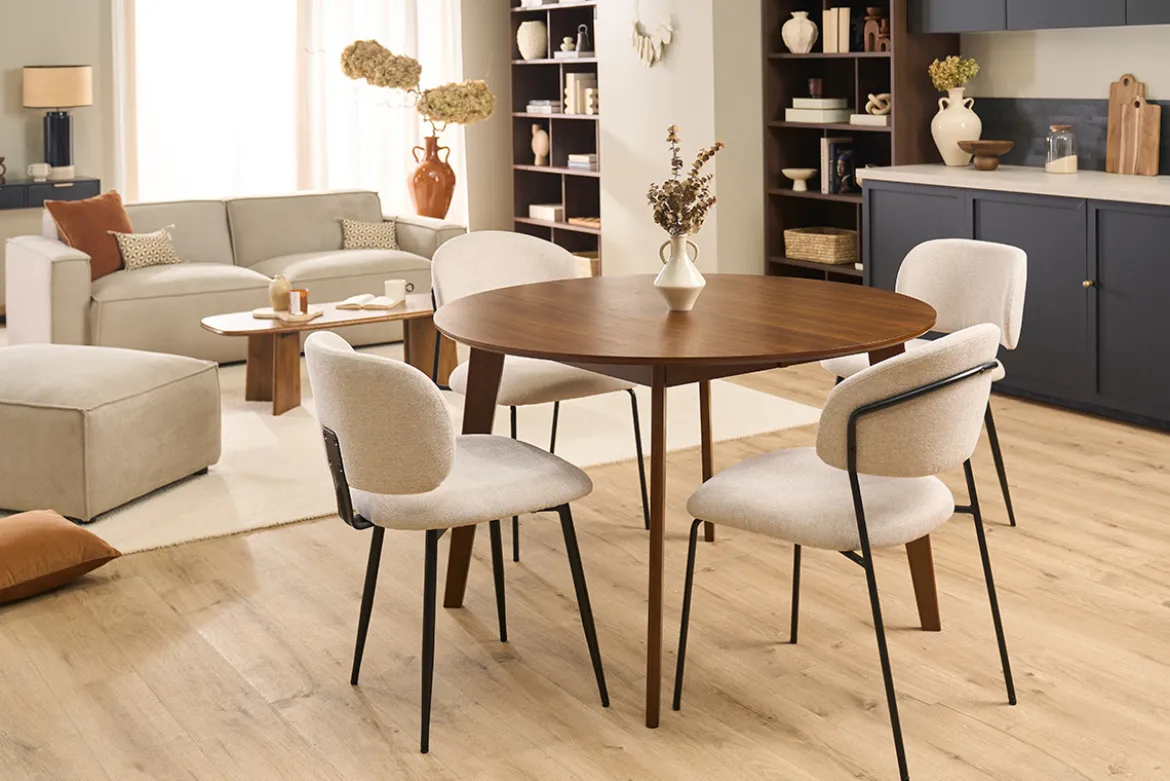 Table à manger ronde extensible finition noyer L120-150 cm LEENA