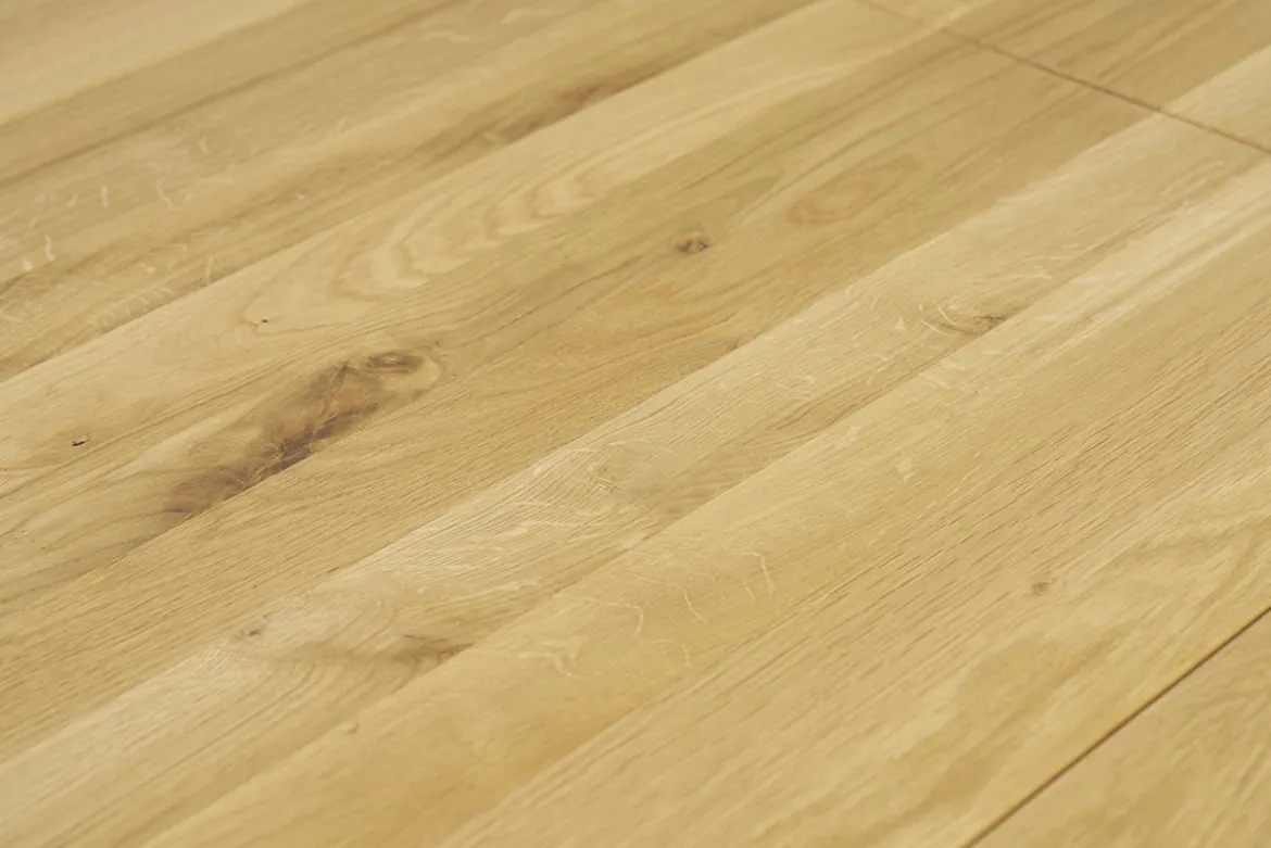 Table à manger ronde extensible en bois clair chêne massif et métal L120-170 cm OLGA