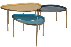 Tables basses gigognes laquées moutarde, bleu canard et bleu (lot de 3) ZURIA