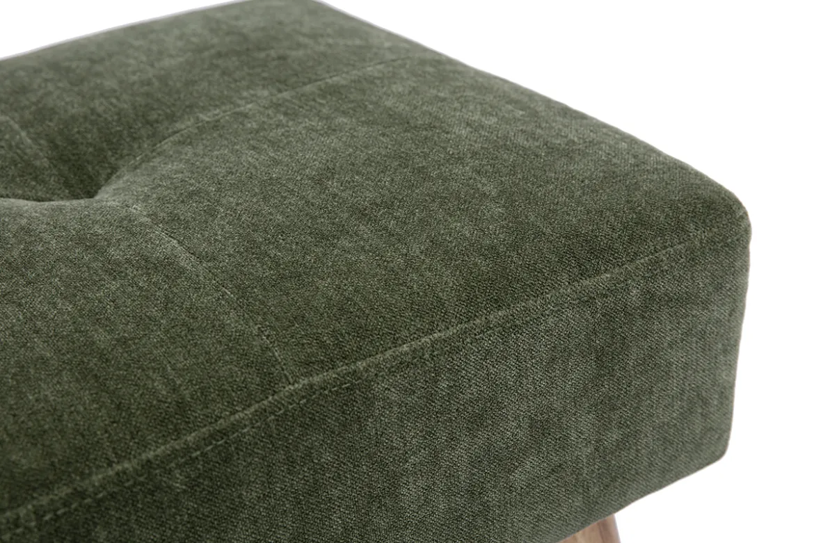 Tabouret bas en tissu effet velours vert kaki et bois clair massif H46 cm GUESTA