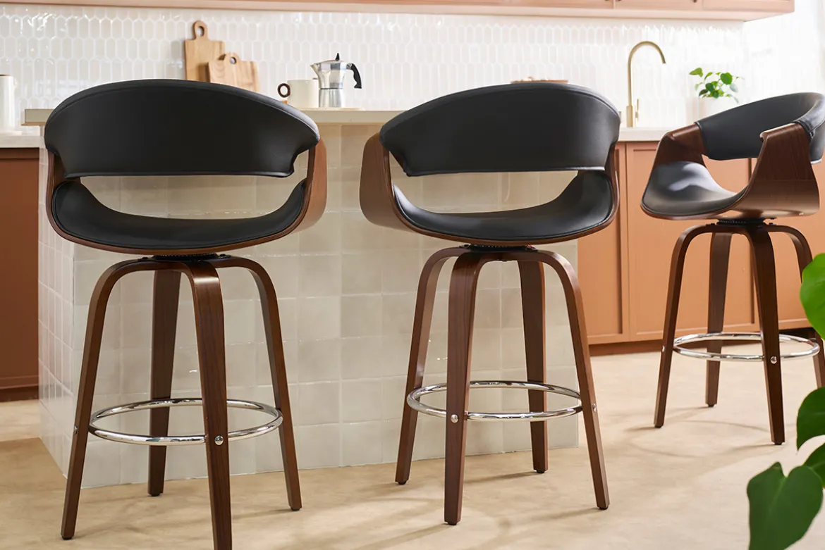 Tabouret de bar design noir et bois foncé 65 cm pivotant 360° ARAMIS