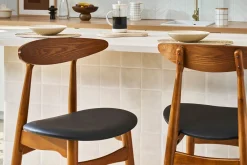 Tabouret de bar vintage noyer et PU noir 65 cm (lot de 2) WALFORD