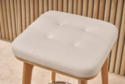Tabourets de bar blancs et bois clair 65 cm (lot de 2) GRAMMA
