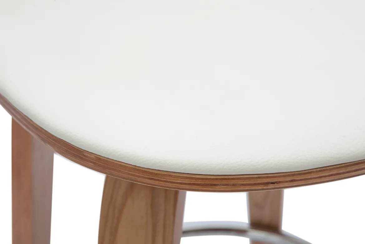 Tabourets de bar design pivotants blancs et bois clair H66 cm (lot de 2) BECK