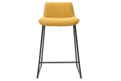 Tabourets de bar en tissu effet velours texturé jaune moutarde et métal H65 cm (lot de 2) BOOST