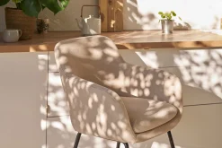 Tabourets de bar en tissu effet velours beige H65 cm (lot de 2) AMIKA