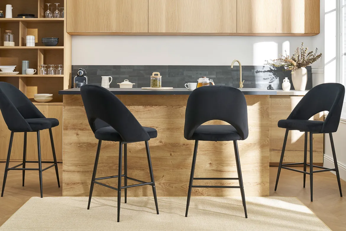 Tabourets de bar en velours noir et métal H65 cm (lot de 2) COSETTE