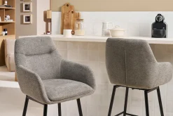 Tabourets de bar pivotants 360° en tissu effet velours texturé gris et métal H65.5 cm (lot de 2) ALESS