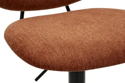 Tabourets de bar relevables design en tissu effet velours texturé terre brûlée et métal noir BARNET (lot de 2)